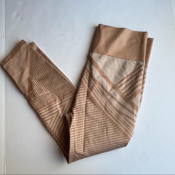 Good American Pants - Good American Seamless Workout Tights Leggings Pattern 4 / Small